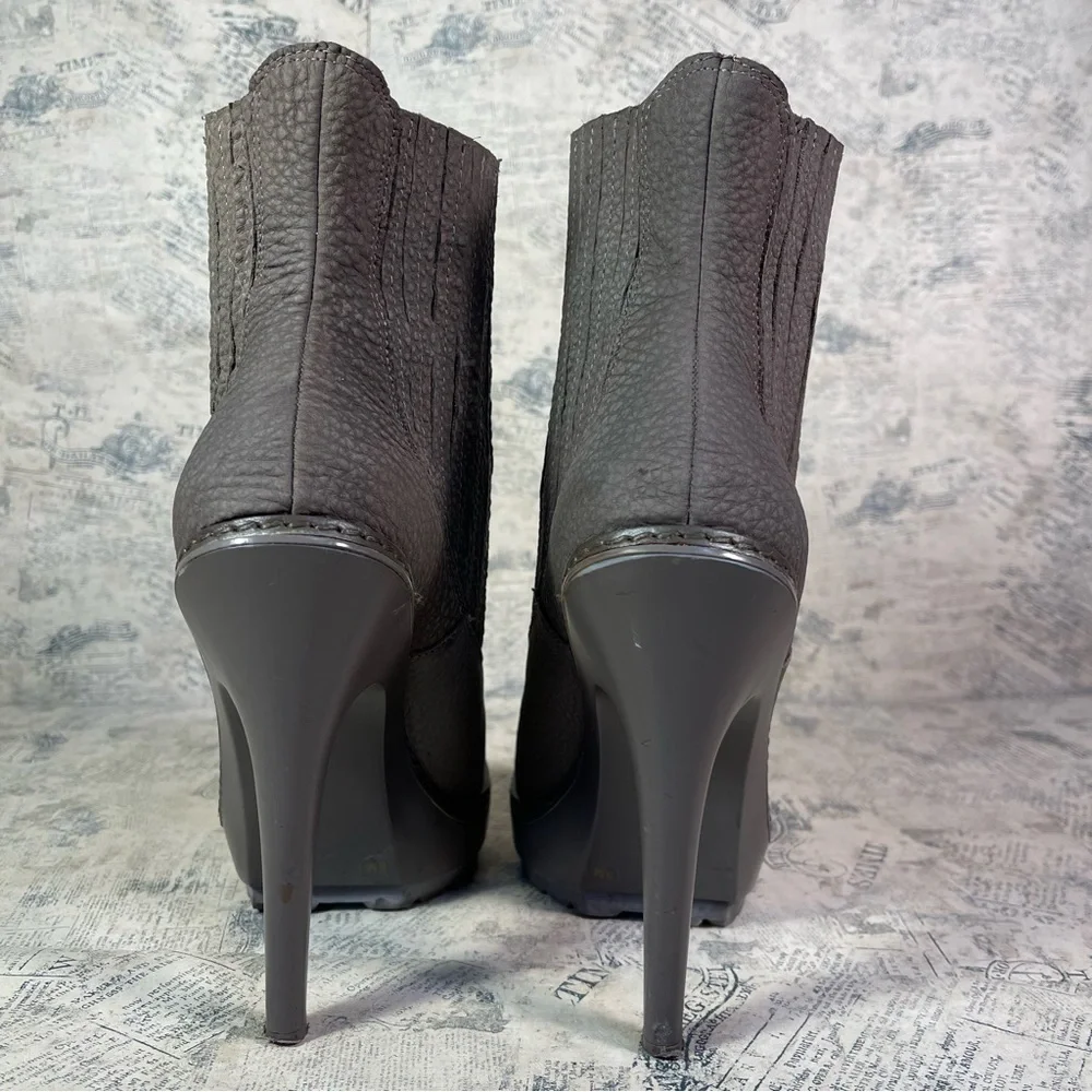 BCBGMaxAzria Virginia Taupe Leather Platform Stiletto Pull On Tall Boots Nubuck